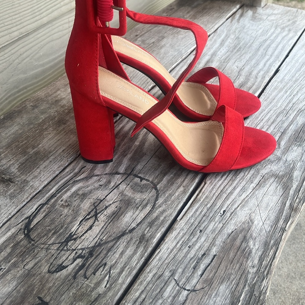 AND Red High Stiletto Heels with Bow - Picture 5 of 9